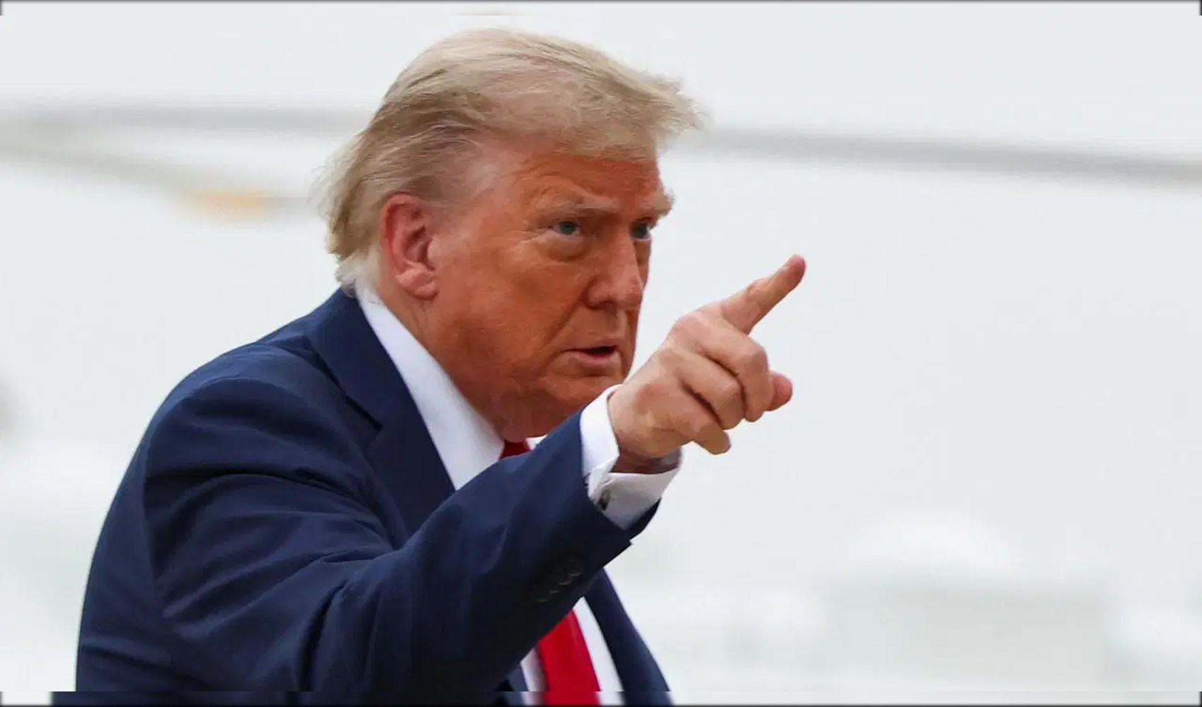 Trump’tan İran’a destek veren ülkelere tehdit