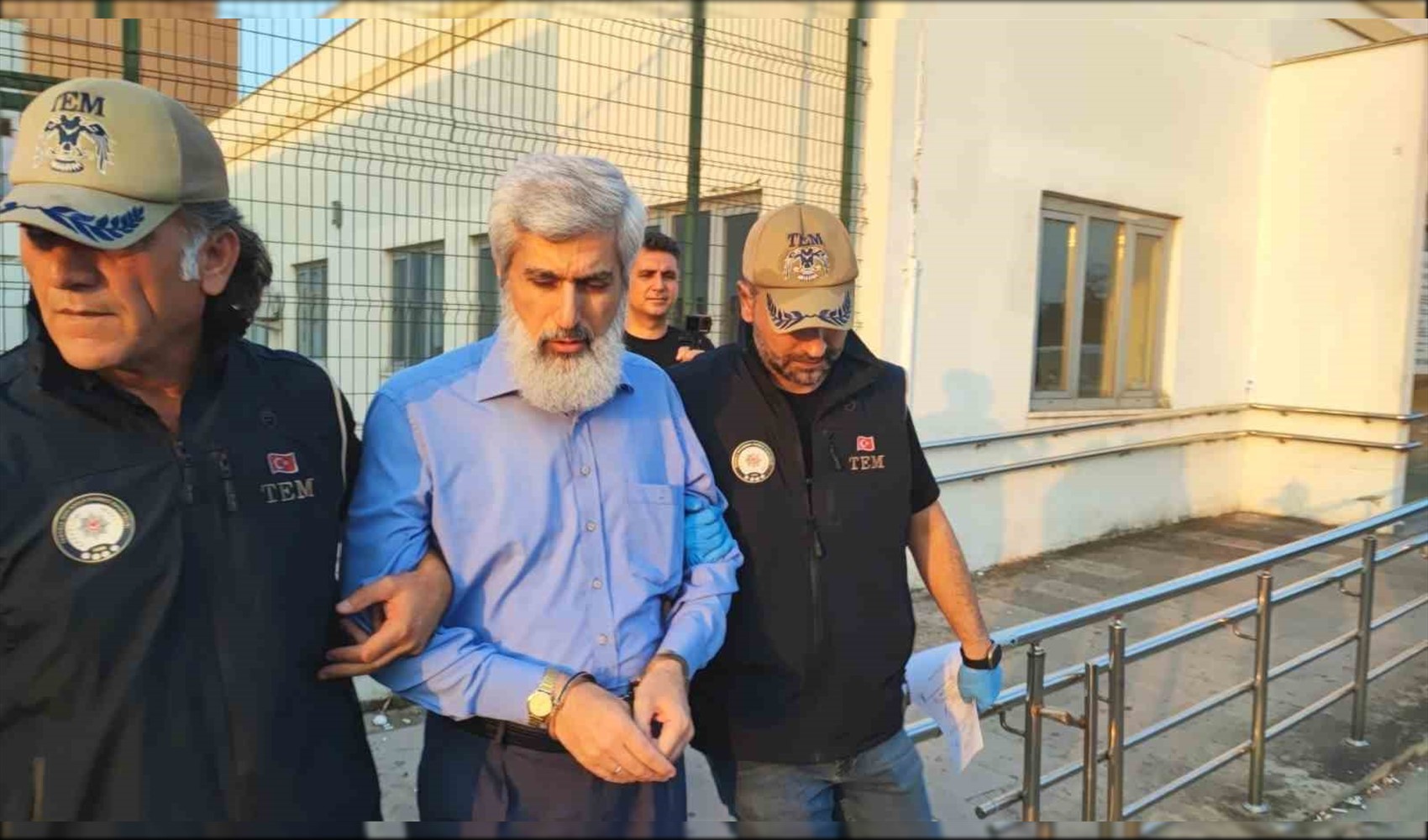 Dichiarazione della Procura di Adana sull'indagine Kuytul: le immagini della perquisizione fanno parte del fascicolo