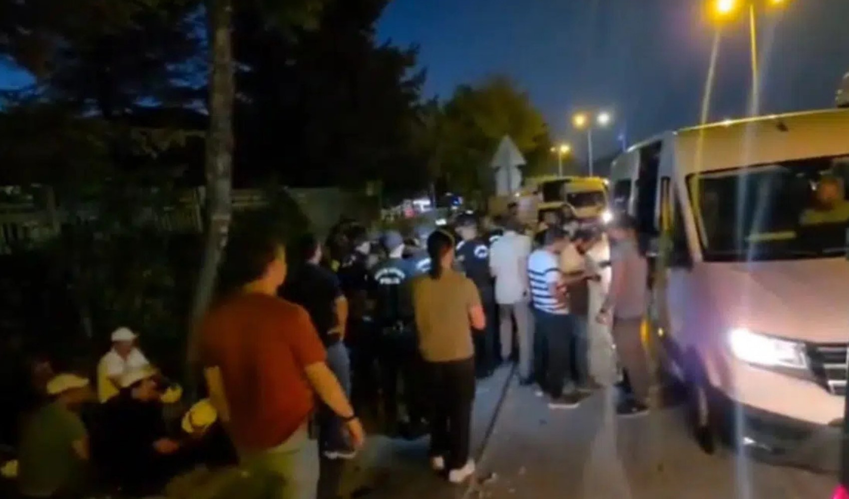 Madencilerin Bakanlık eylemine polis müdahalesi