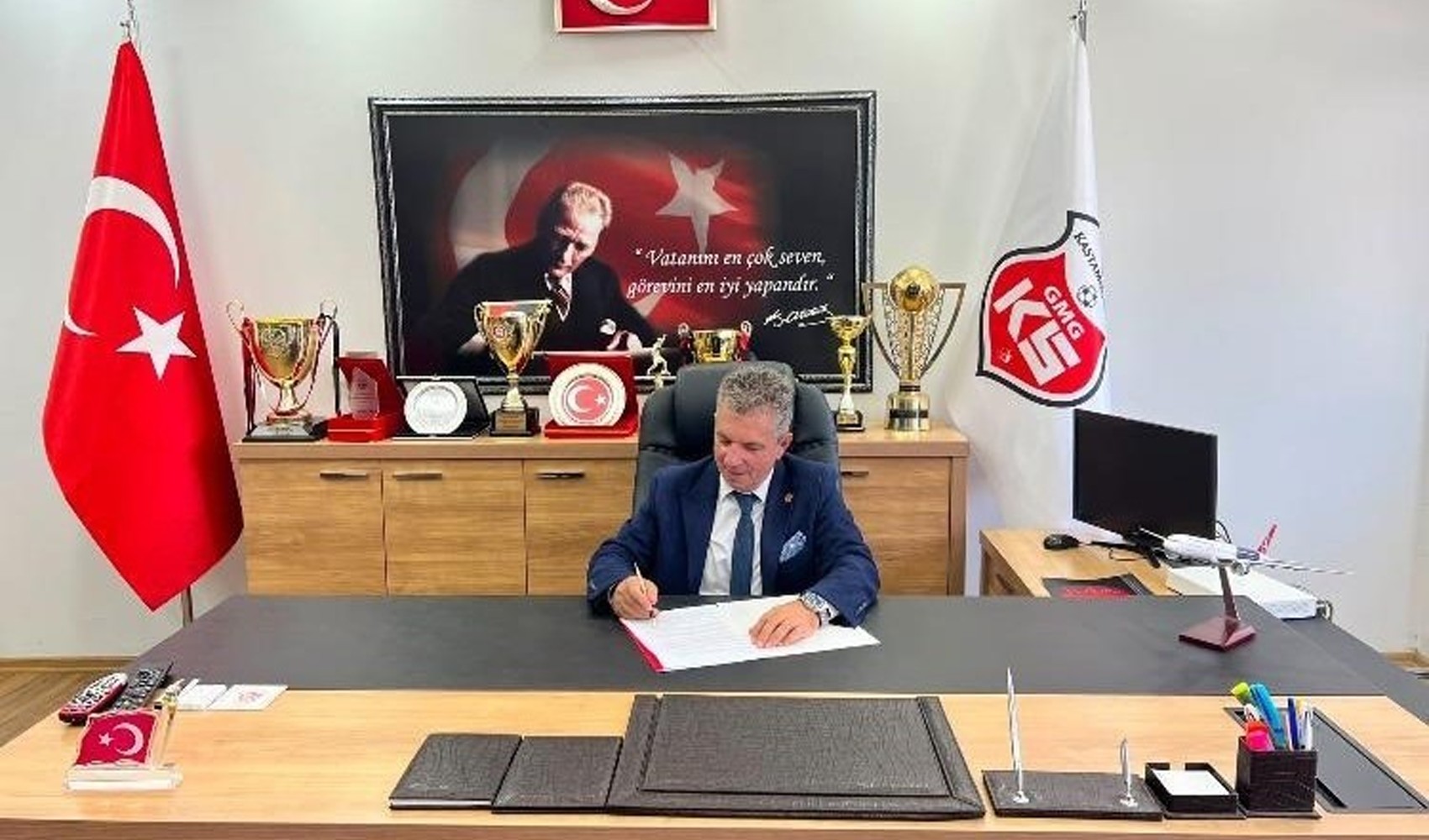 Kastamonuspor’da başkanlık değişimi: Cevat Şenkardeşler görevden alındı, Mert Paflak göreve getirildi
