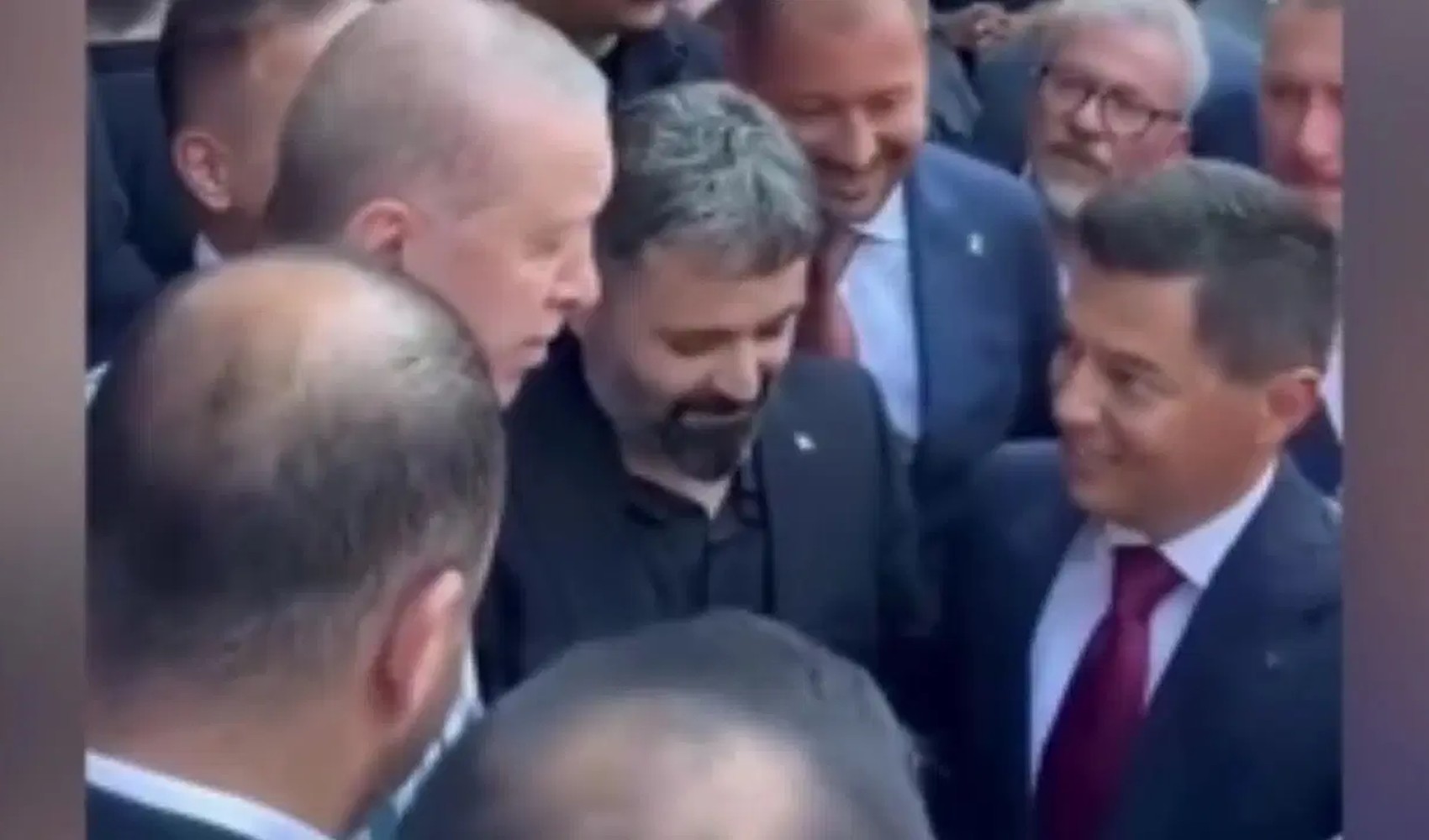 Erdoğan al sindaco CHP di Marmaris Acar Ünlü: 'La nostra porta è aperta, se vuoi venire'
