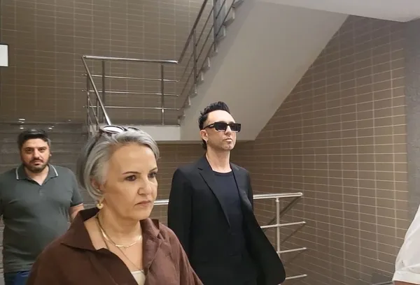 Mabel Matiz beim Gehen im Justizpalast von Istanbul.