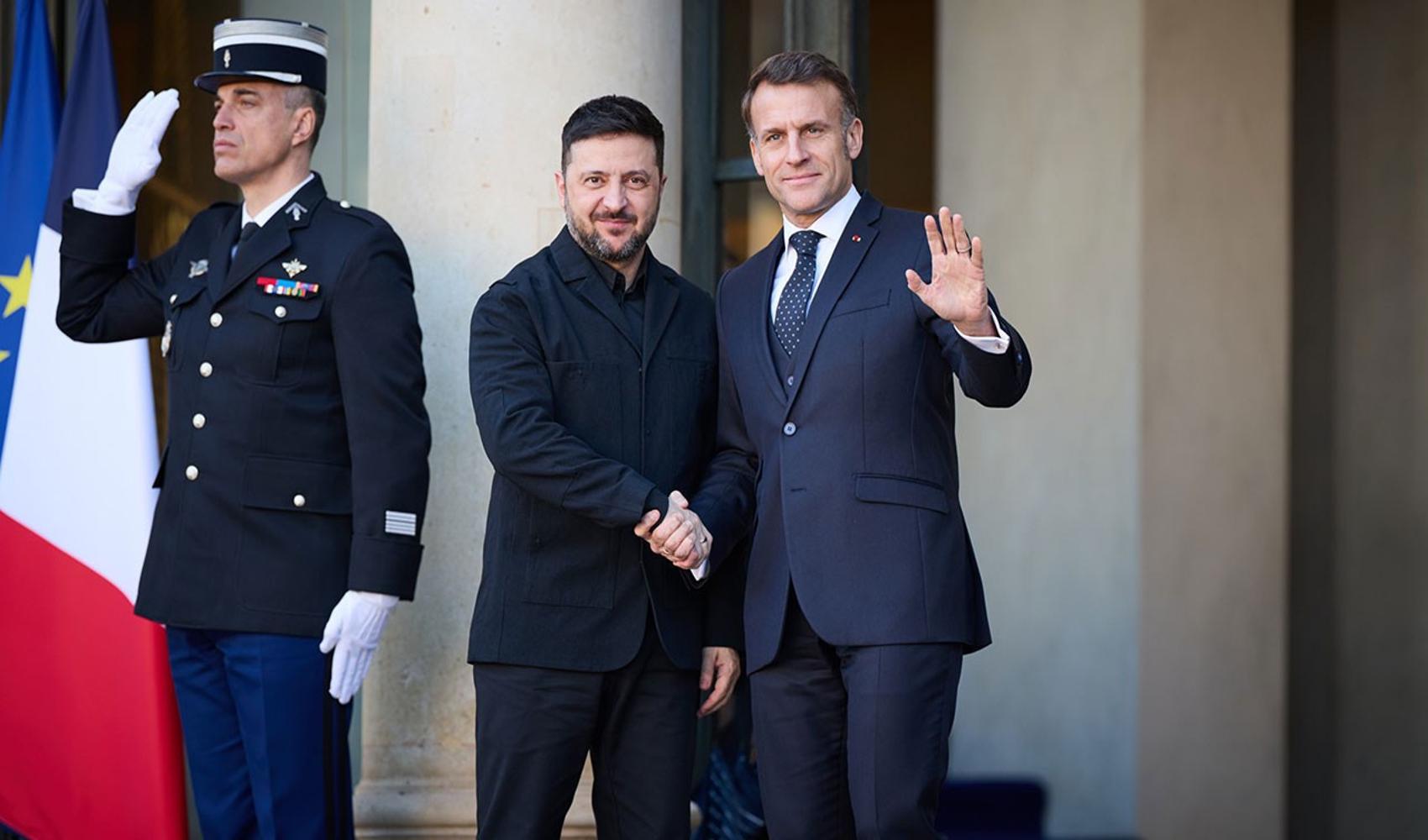 Macron ve Zelenskiy’den hava savunması görüşmesi