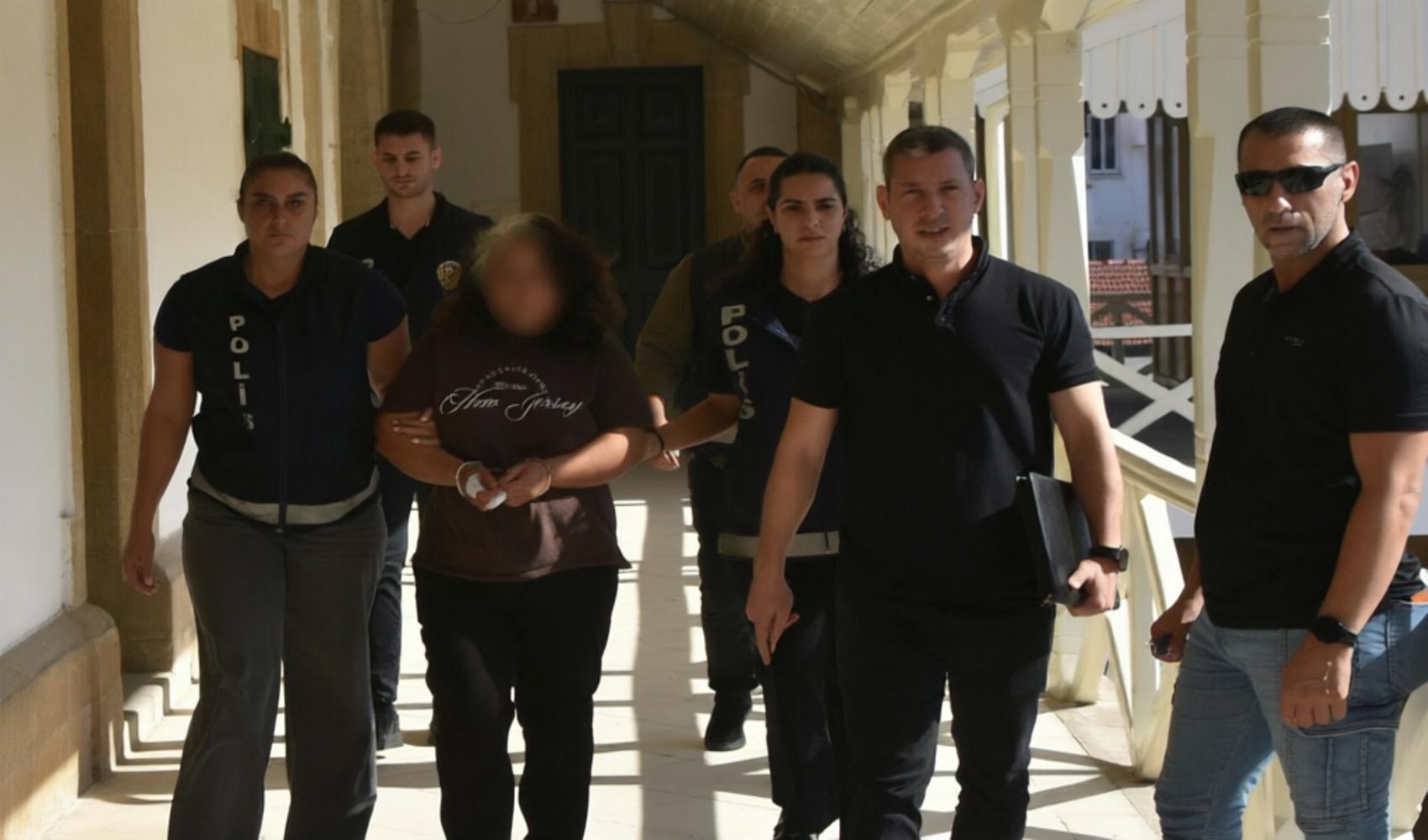 KKTC’de eşini bıçaklayarak öldürdüğü iddia edilen E.T. 3 gün tutuklu kalacak