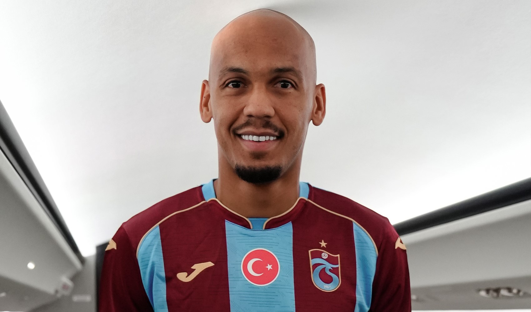 Fabinho Trabzonspor için yola çıktı
