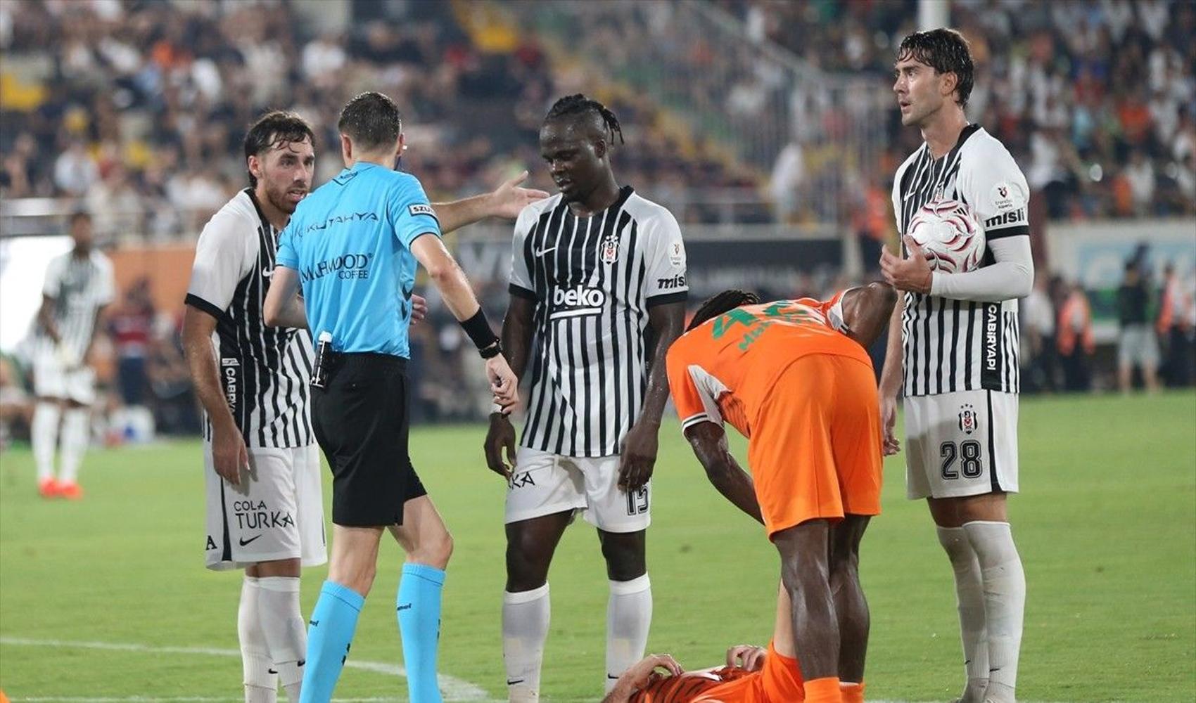 Beşiktaş, Alanyaspor yenilgisi sonrası hakem kararlarına tepki gösterdi: “Adil ve eşit yönetim istiyoruz”