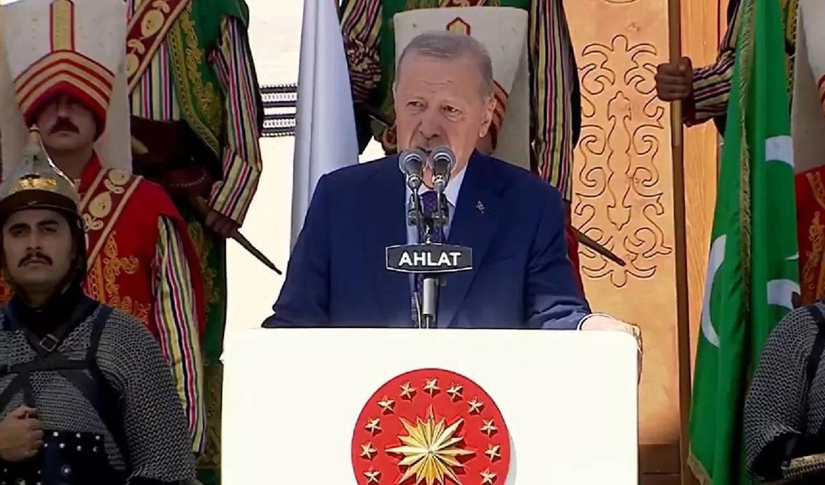 Erdoğan’dan Ahlat’ta ‘Terörsüz Türkiye’ mesajı: 'Yeni bir dönemin kapıları açılacak'