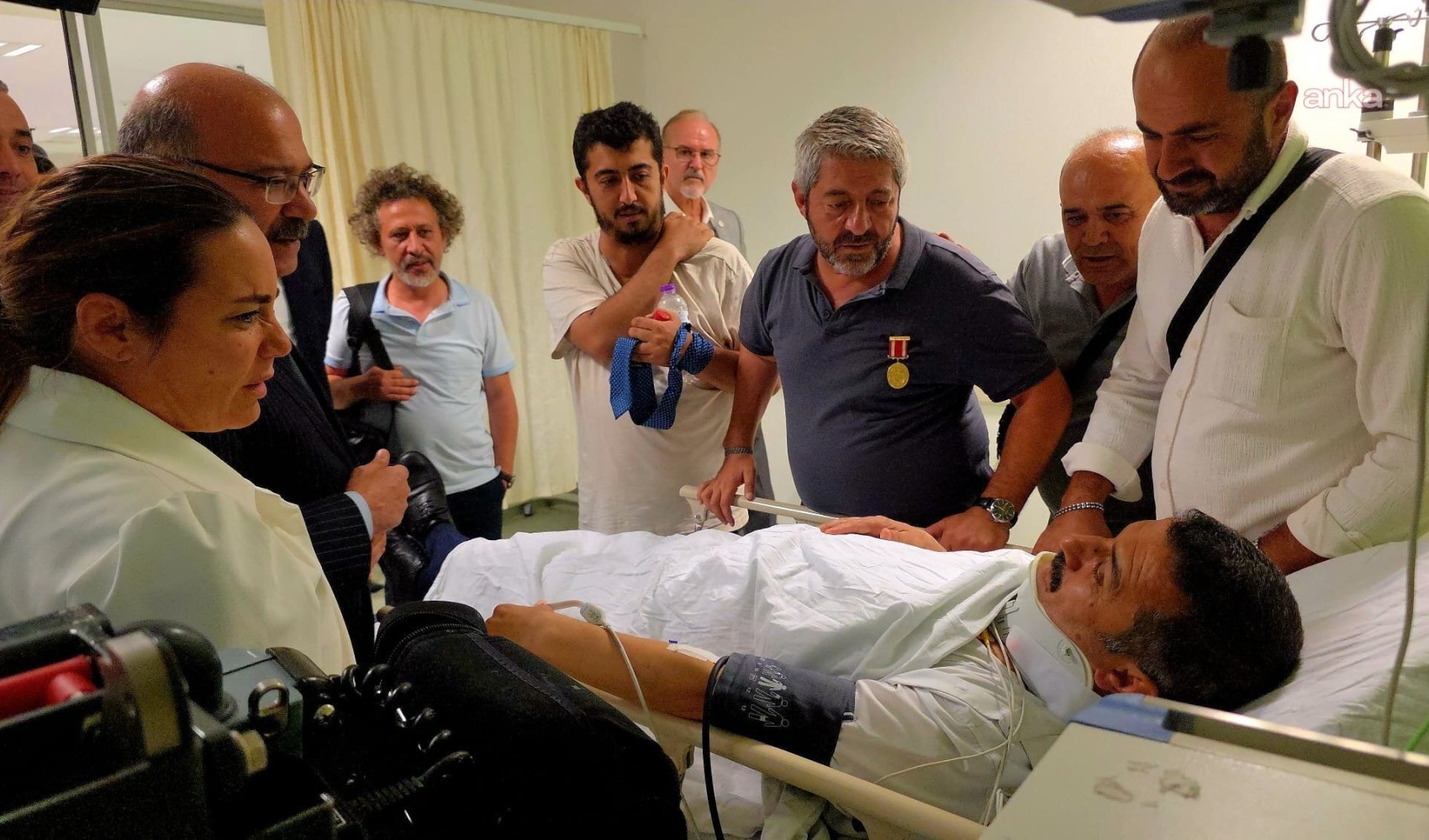 Era finito in ospedale dopo l'intervento della polizia: ecco chi è il consulente del deputato dell'İYİ Parti