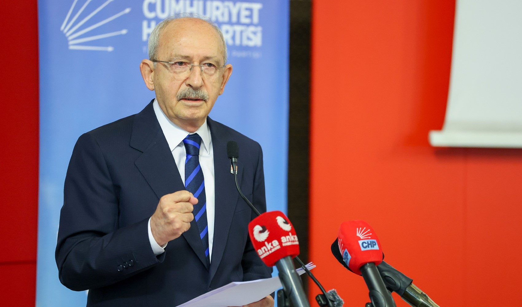 Kılıçdaroğlu'ndan SDG'nin feshi sonrası 'Vakit kaybetmemeliyiz' çıkışı! Türkçe, Kürtçe ve Arapça paylaşım yaptı