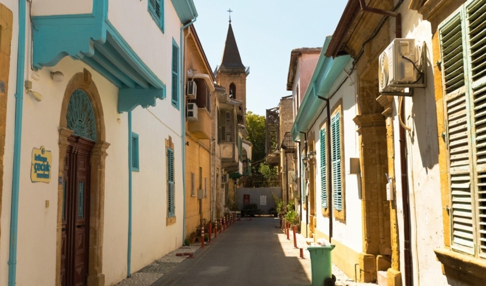 Israeli Embassy: 15,000-20,000 Israelis see Southern Cyprus as home