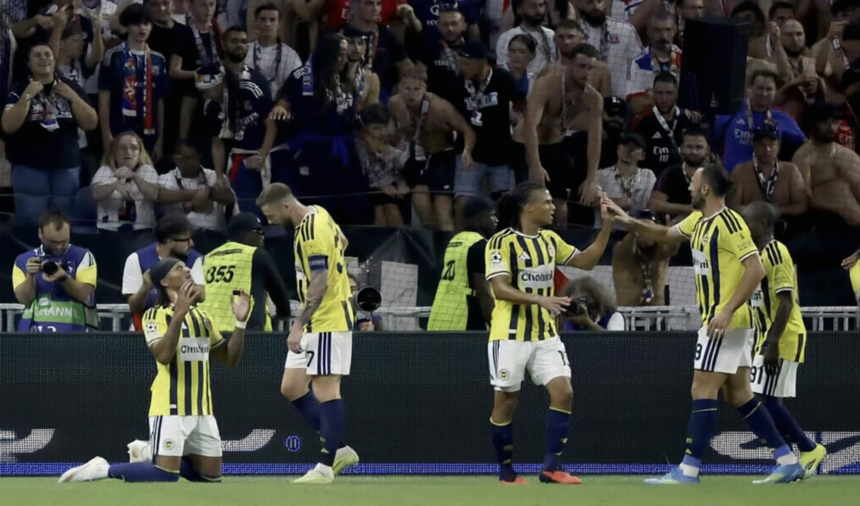 Fenerbahçe’nin Lyon zaferi sonrası saha karıştı: Guendouzi gerilimi UEFA’nın gündemine girebilir