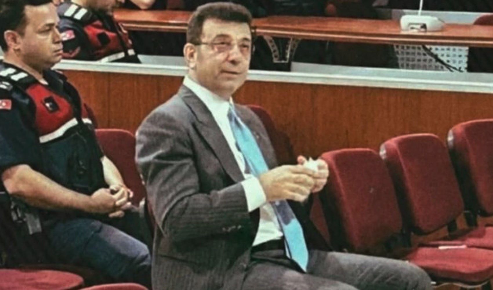 Akın Gürlek'ten İBB davası açıklaması: Ekrem Bey, 'canlı yayınlansın' söyleminin arkasında durur mu sormak istiyorum