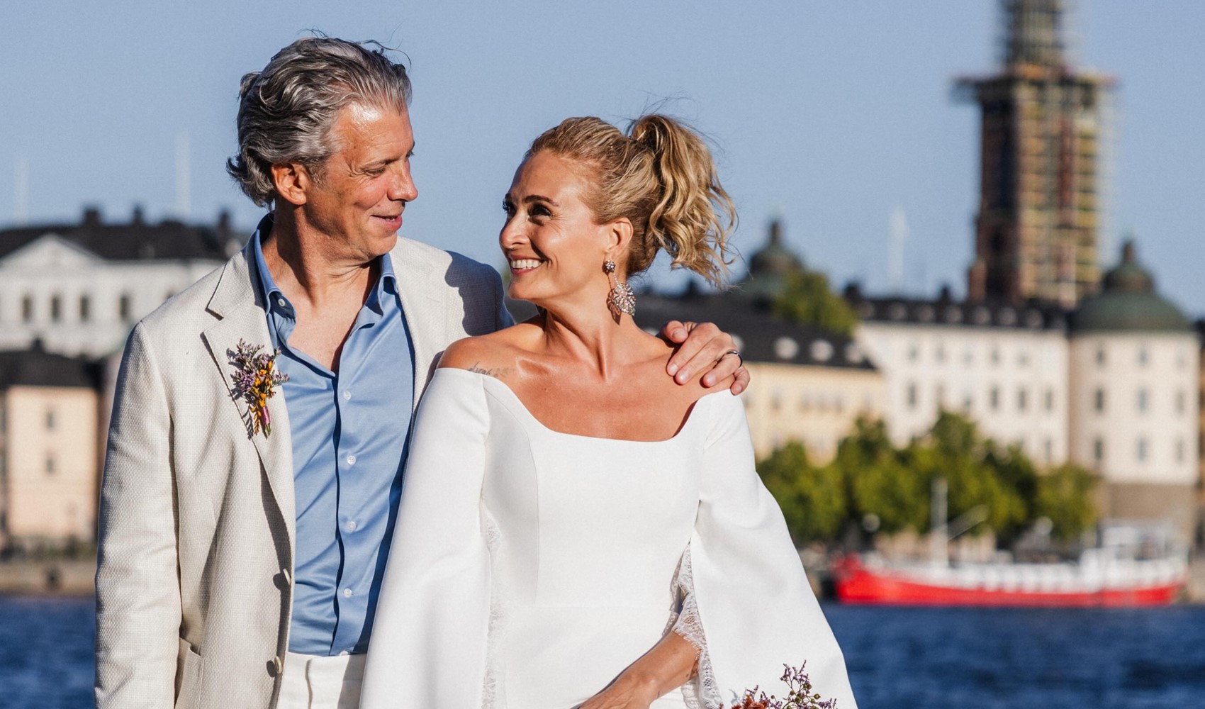 Ceyda Düvenci et Güçlü Mete se sont mariés à Stockholm