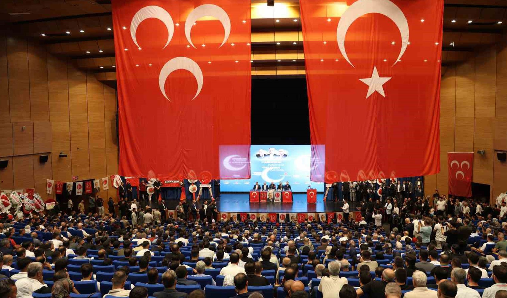MHP Diyarbakır İl Başkanlığına Hasan Özcoşkun seçildi