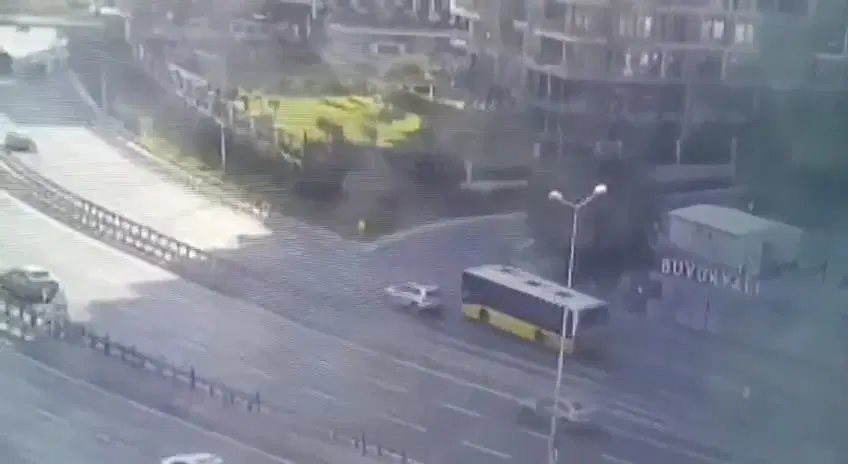 Security camera footage showing the IETT bus traveling on Kennedy Street in Zeytinburnu.