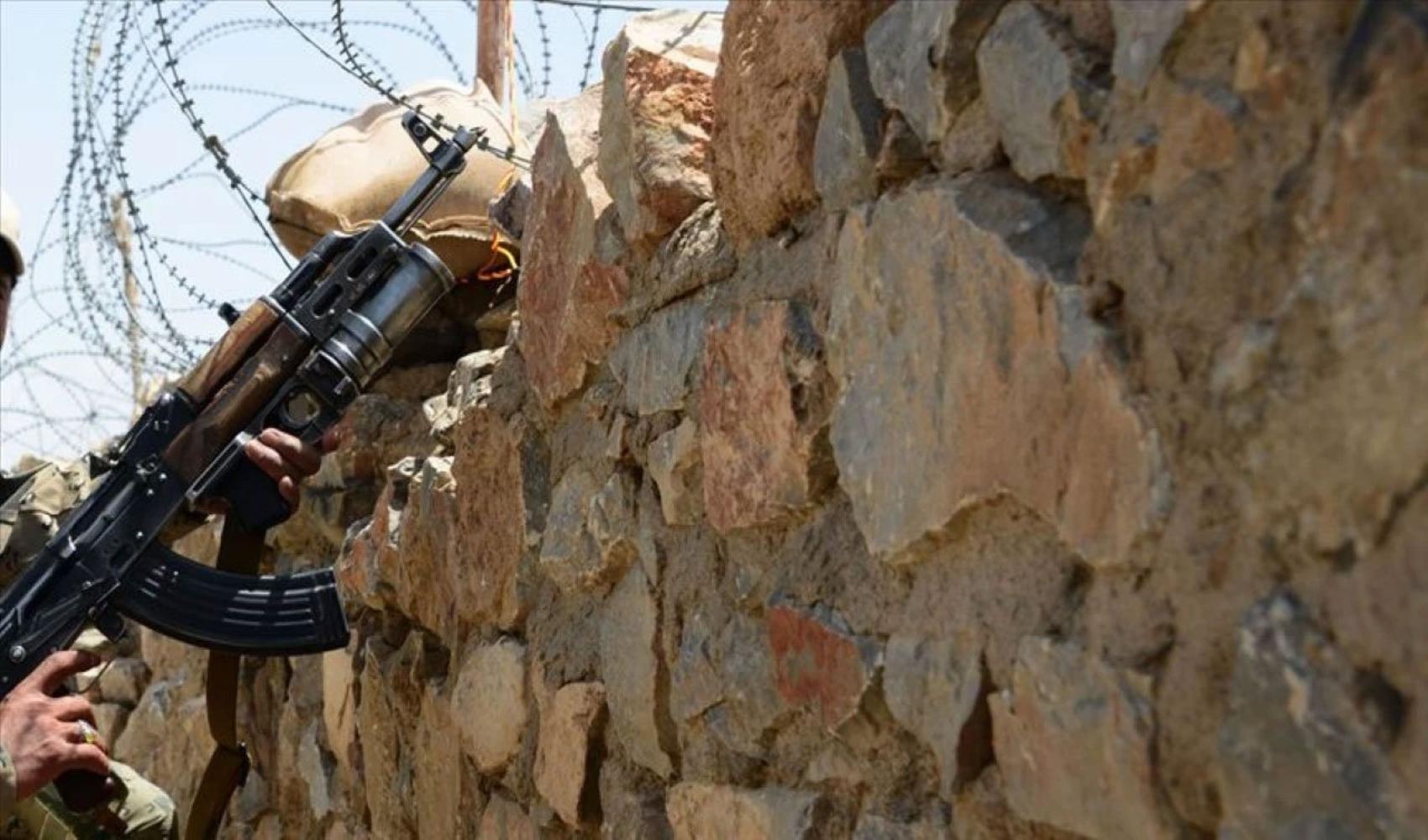 İran Devrim Muhafızları’ndan silahlı gruplara uyarı: ‘İran onlar için mezar olur’
