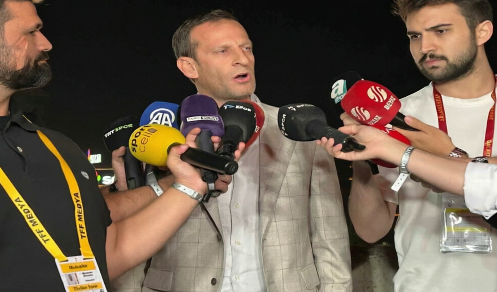 George Gardi: Galatasaray, Osimhen, Sane ve Leao ile dünyanın en iyi hücum hatlarından birine sahip