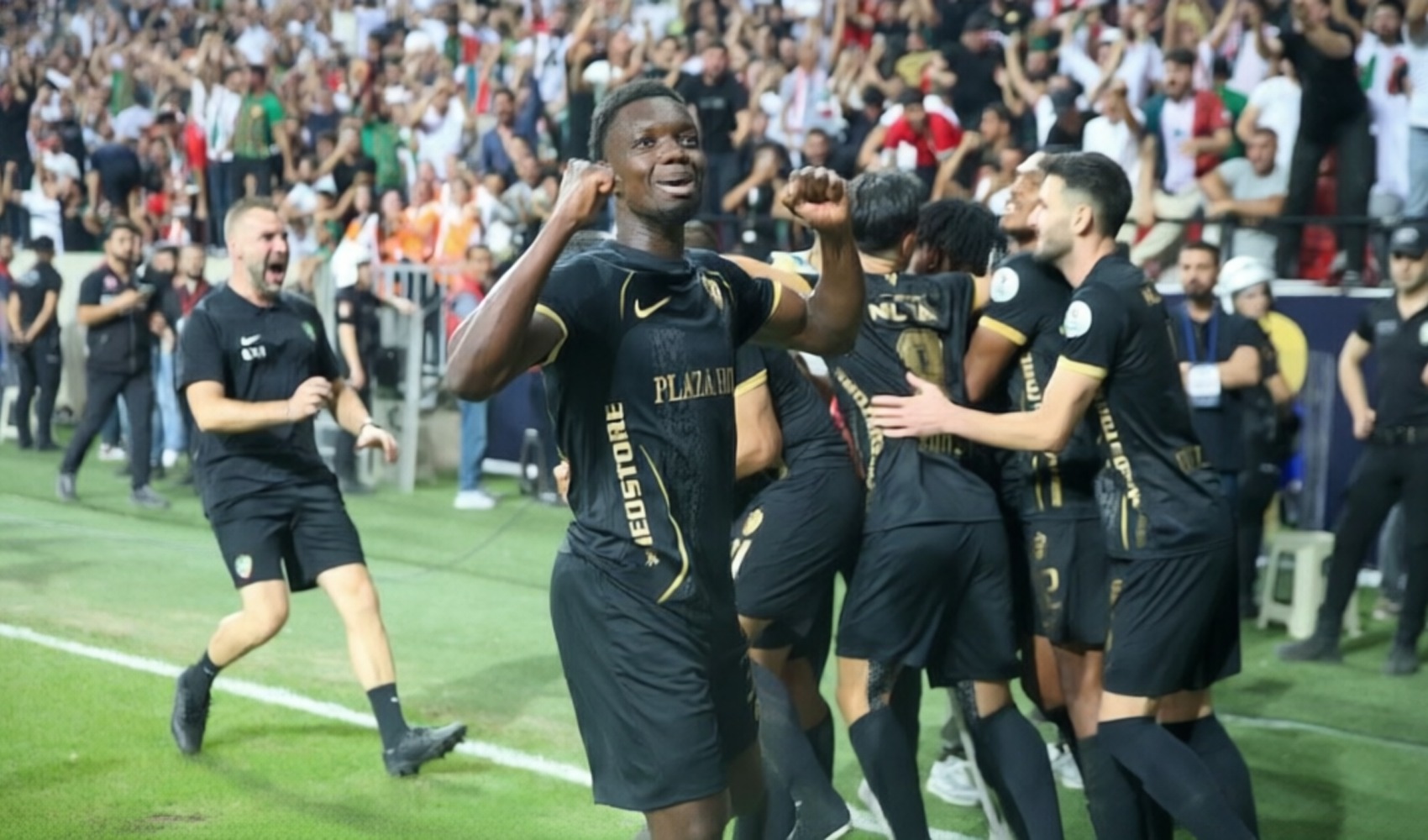 Frecciata dell'Amedspor al Trabzonspor dopo la partita: a Diyarbakır suonata la musica dei gol avversari