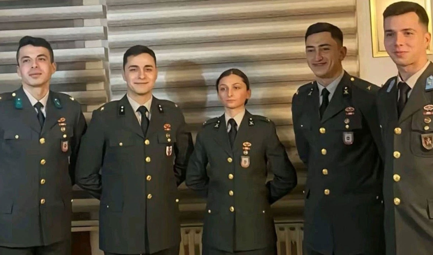 YAŞ kararları açıklandı: Teğmenlerin Alay Komutanı emekliye sevk edildi