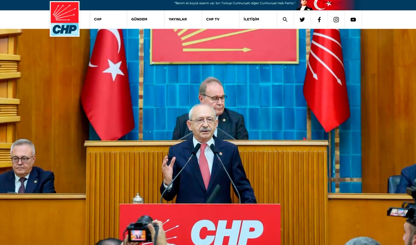 CHP'nin resmi sitesinde güvenlik skandalı: Yasa dışı bahis sitesine yönlendiriyor