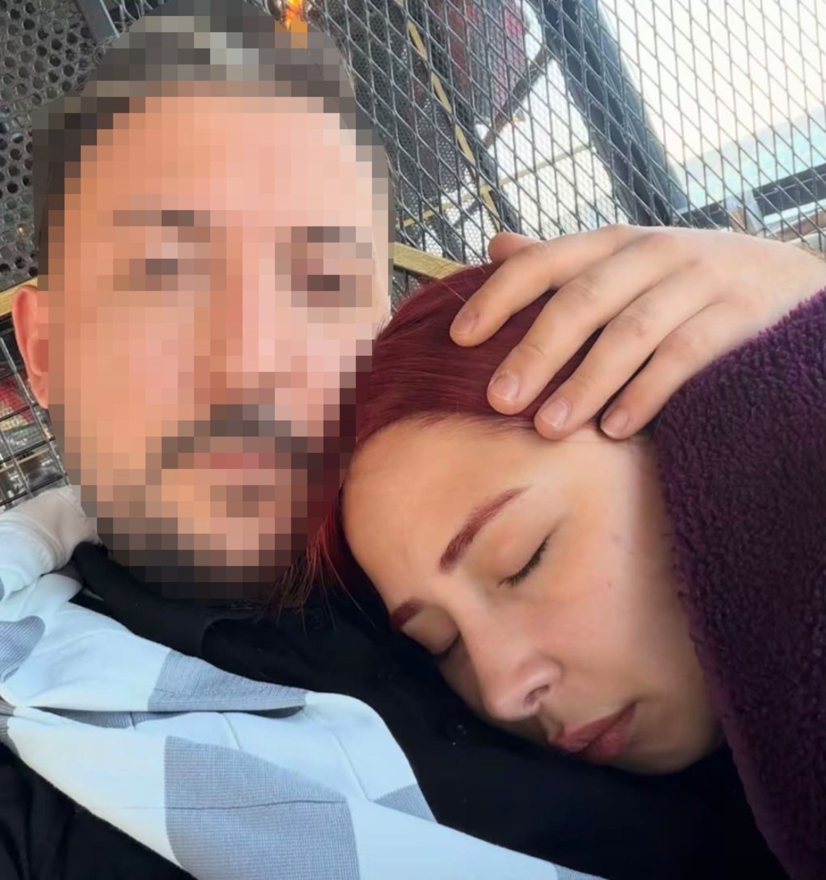 Eski sevgilisi tarafından silahla vuruldu