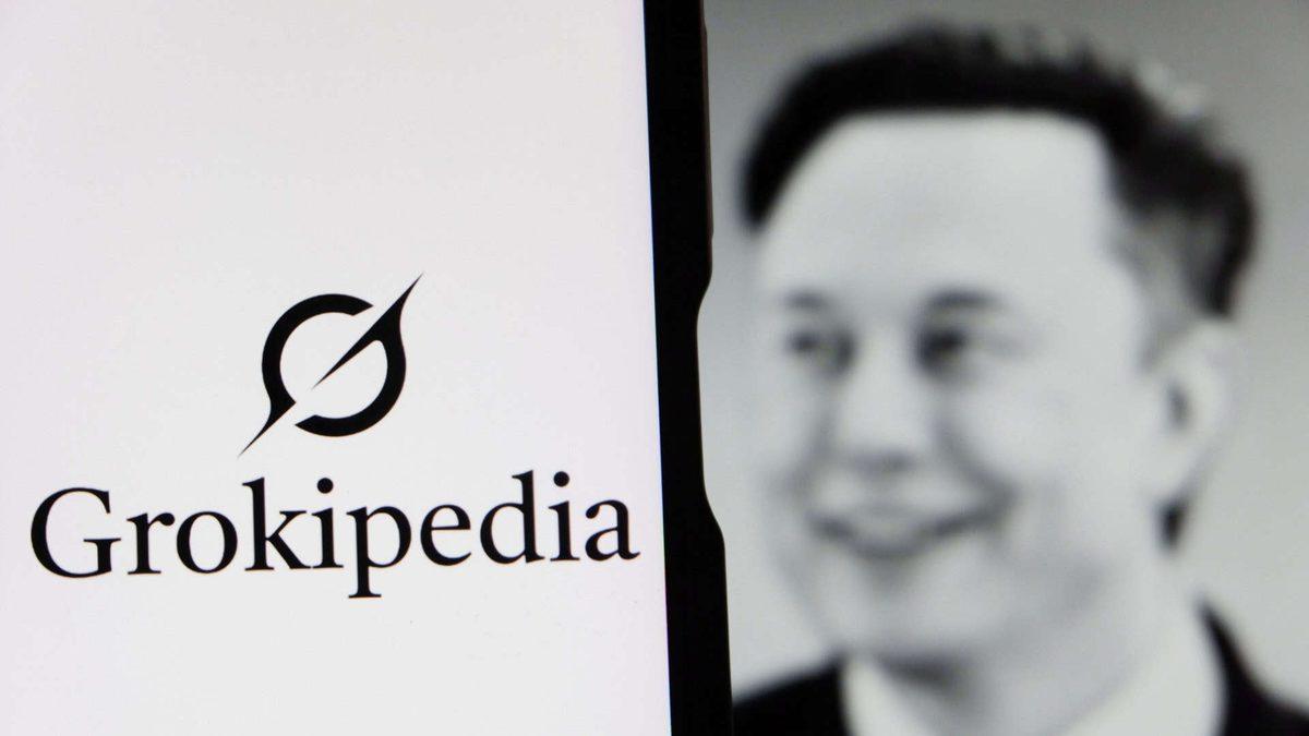 Grokipedia logosu ve arka planda Elon Musk görüntüsü.