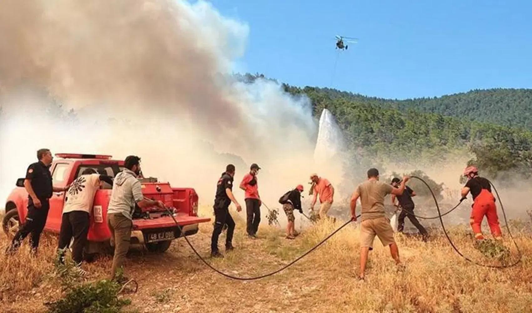 Bakan Kurum orman yangınlarının bilançosunu açıkladı: 5 ilde 92 yapı ağır hasarlı