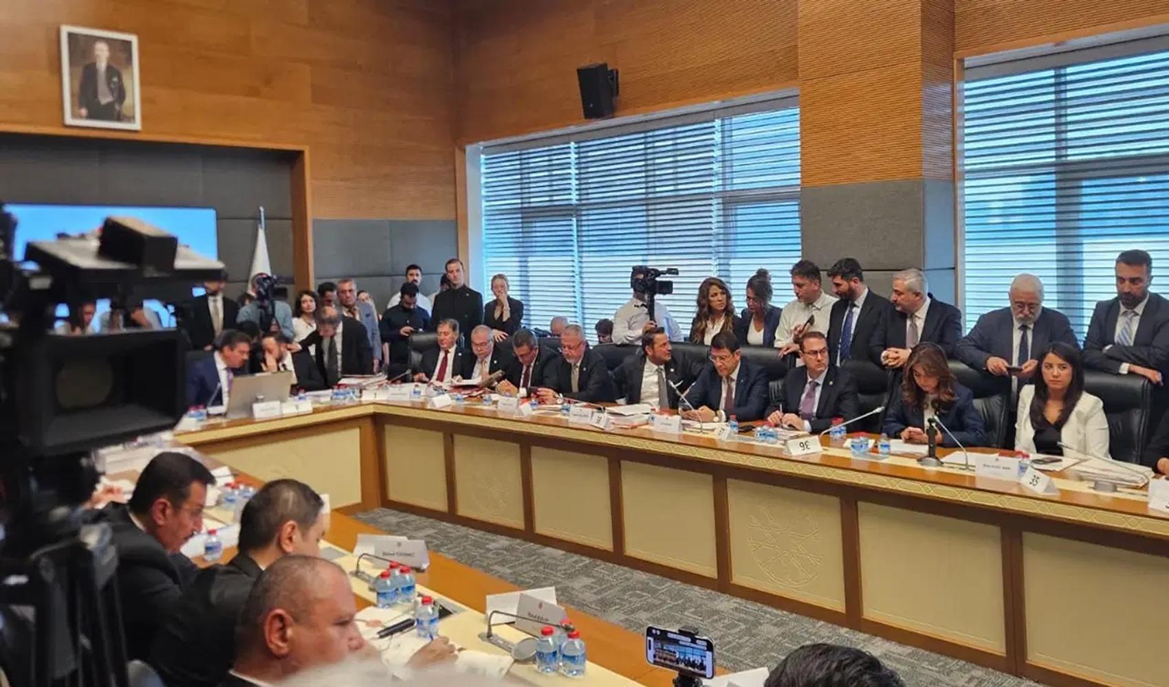 ‘Framework law’ deliberations in the Turkish Parliament Justice Committee begin with disputes over venue and procedure