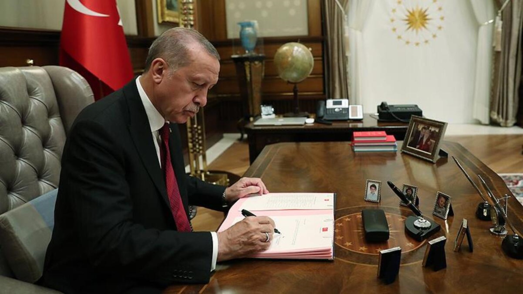 Erdoğan'ın masasındaki 'özel anketin' sonuçları ortaya çıktı