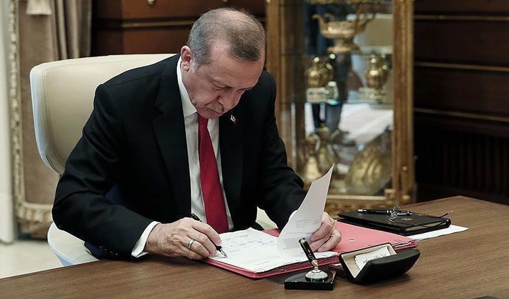 Erdoğan’dan Emniyet teşkilatını ilgilendiren karar
