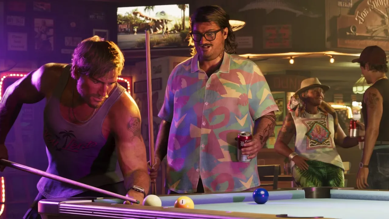 GTA 6’dan paylaşılan resmi ekran görüntüsünde bilardo masası çevresinde karakterler görülüyor.