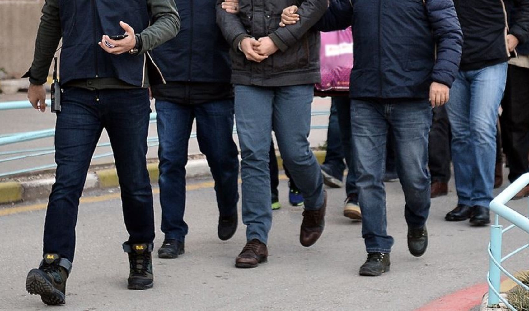 FETÖ'nün gizli haberleşme ağına operasyon