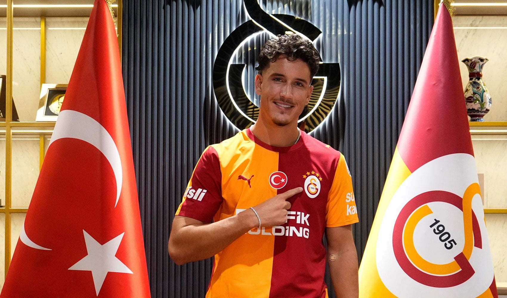Galatasaray announces the cost of Deniz Gül