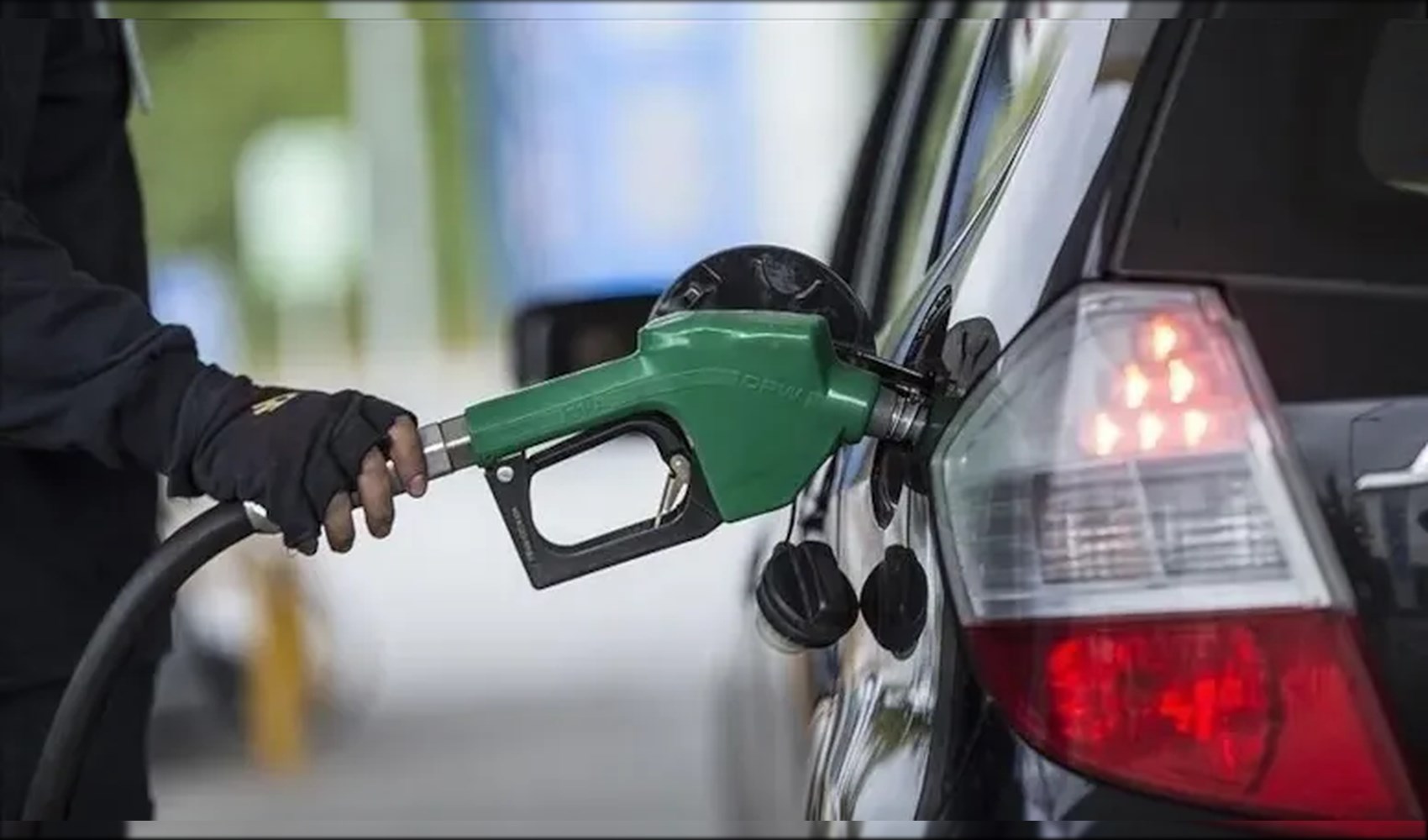 Petrol fiyatları rekor seviyede: Akaryakıtta yeni zam gündemde