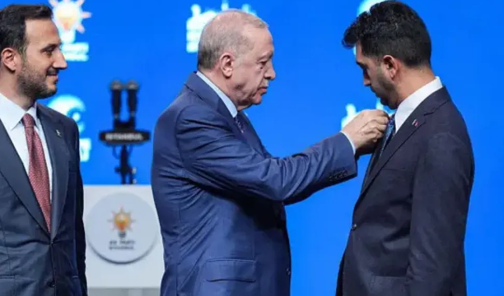 CHP’den AKP’ye belediye transferleri tartışılıyor: Tuzla’daki imar iddiaları öne çıktı