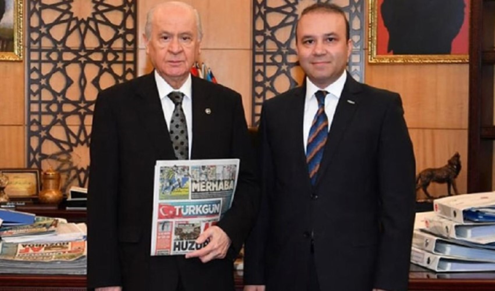 Le conseiller de Bahçeli réagit aux slogans sur Öcalan dans les tribunes