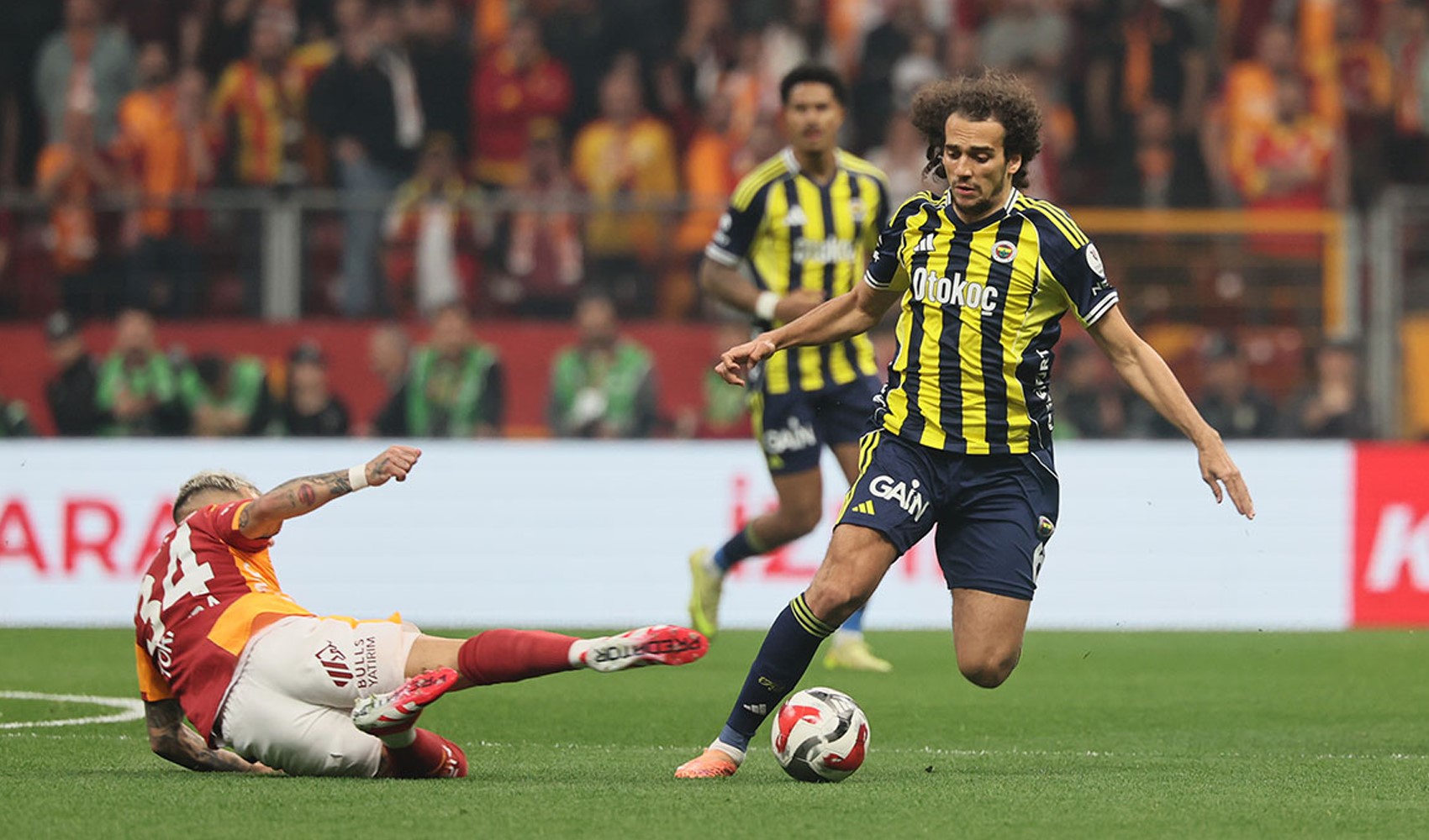 Son Dakika... Süper Lig'de ilk yarının maç takvimi açıklandı: Galatasaray-Fenerbahçe derbisinin tarihi değişti