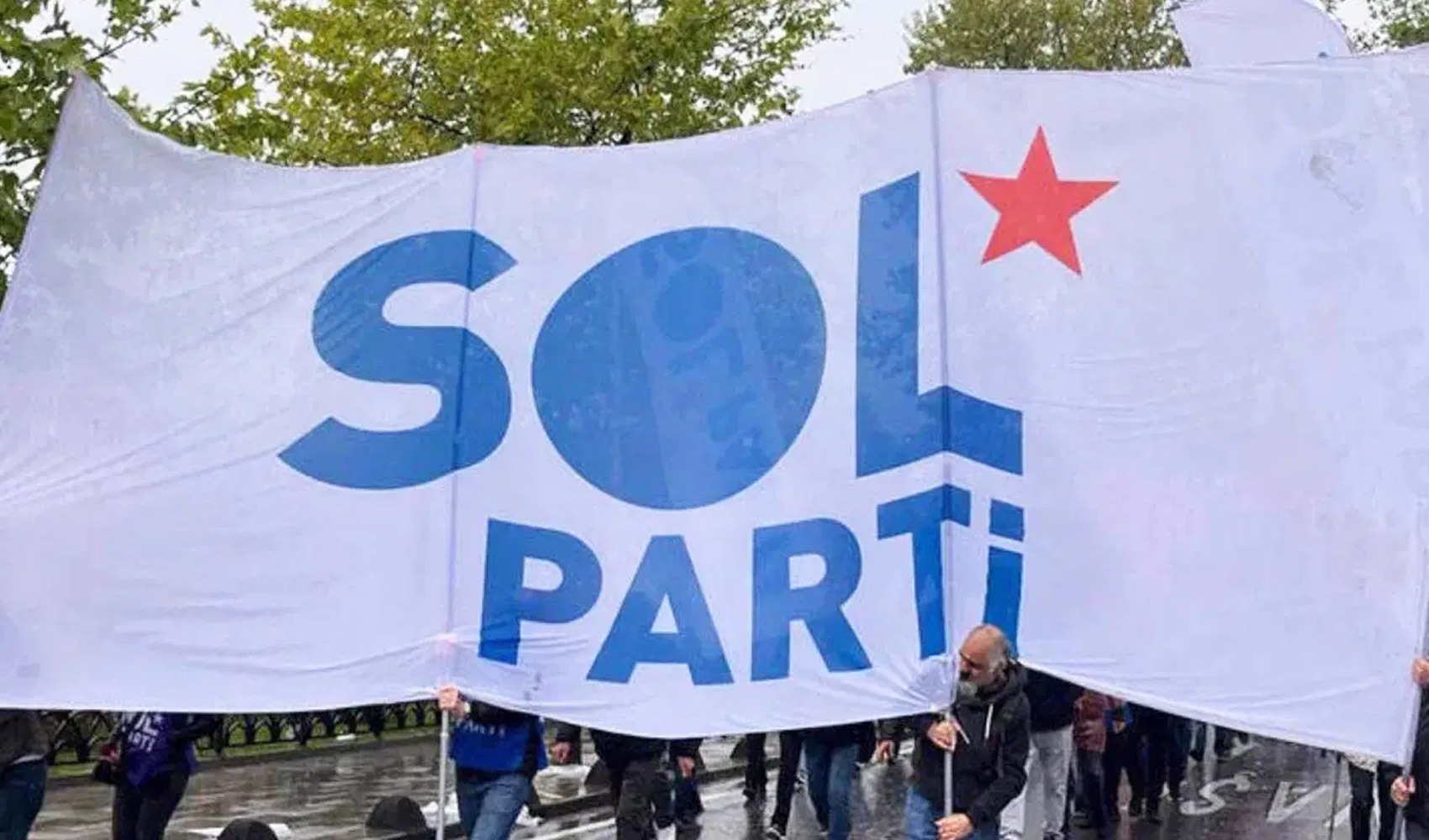 SOL Parti’den ‘Ailem Güvende’ operasyonlarına tepki: ‘Hiçbirimiz güvende değiliz’