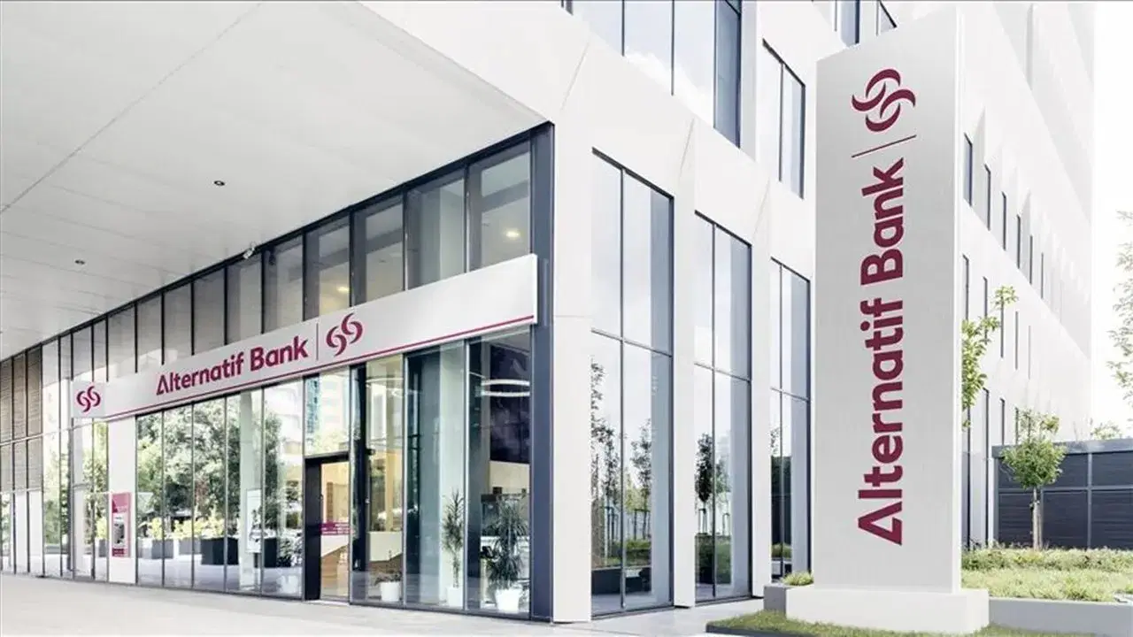Alternatif Bank binası ve tabelası.
