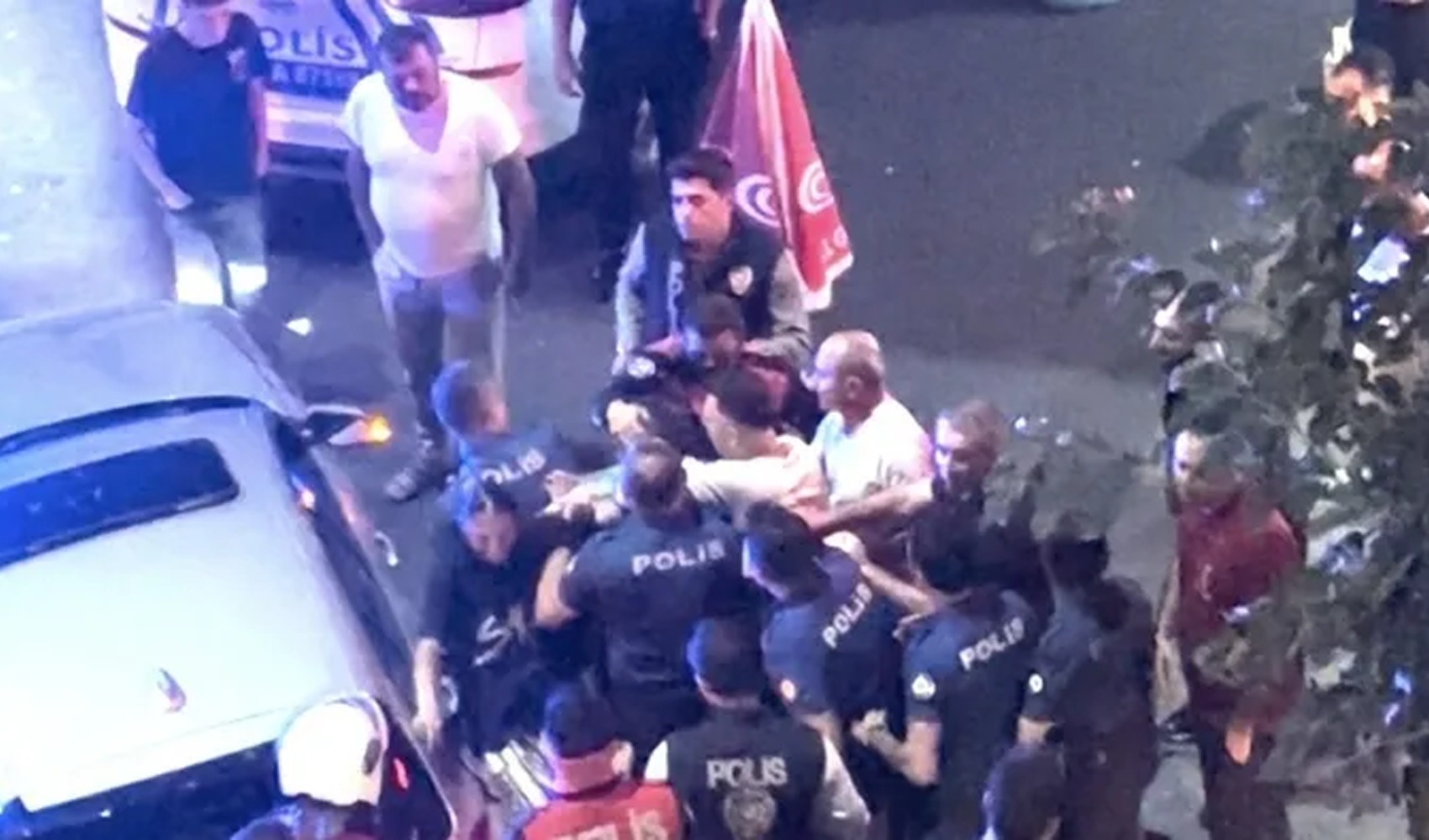 Kağıthane’de şüphelilere dronlu takip: Kaçan 2 şüpheli yakalandı