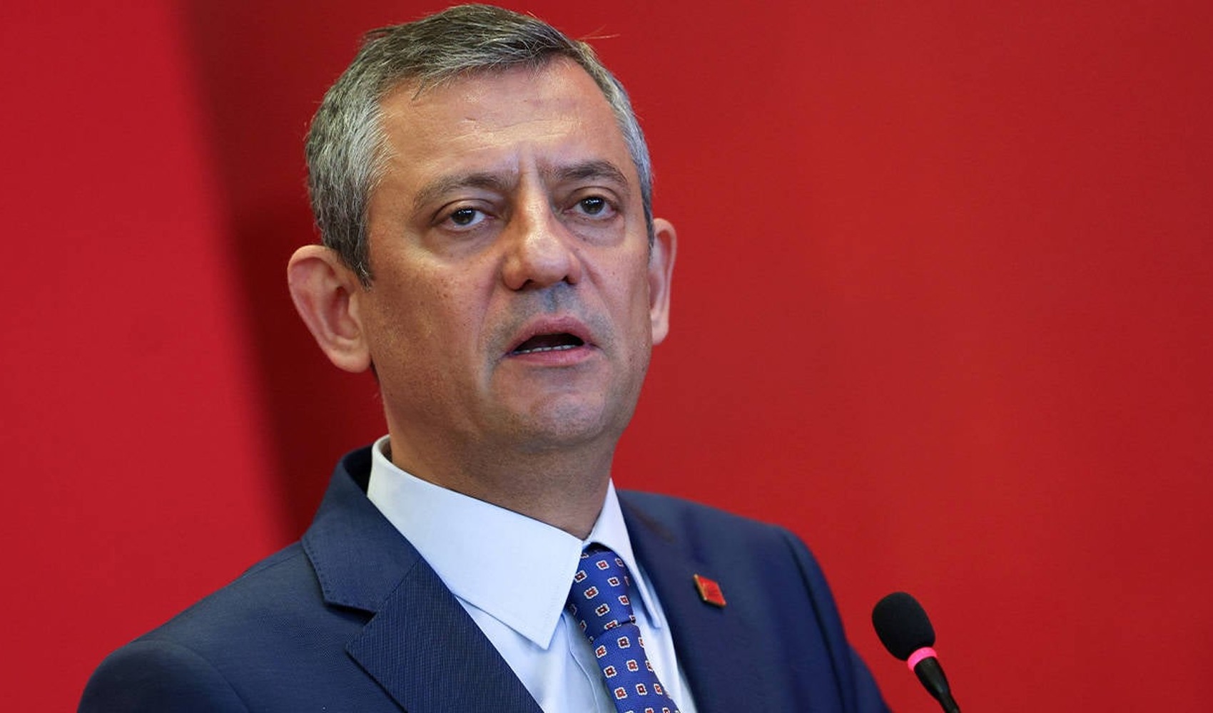 YENİ Parti Genel Başkanı Özgür Özel’den motorin zammına tepki: “100 liralık banknot artık 1 litre mazot alacak”