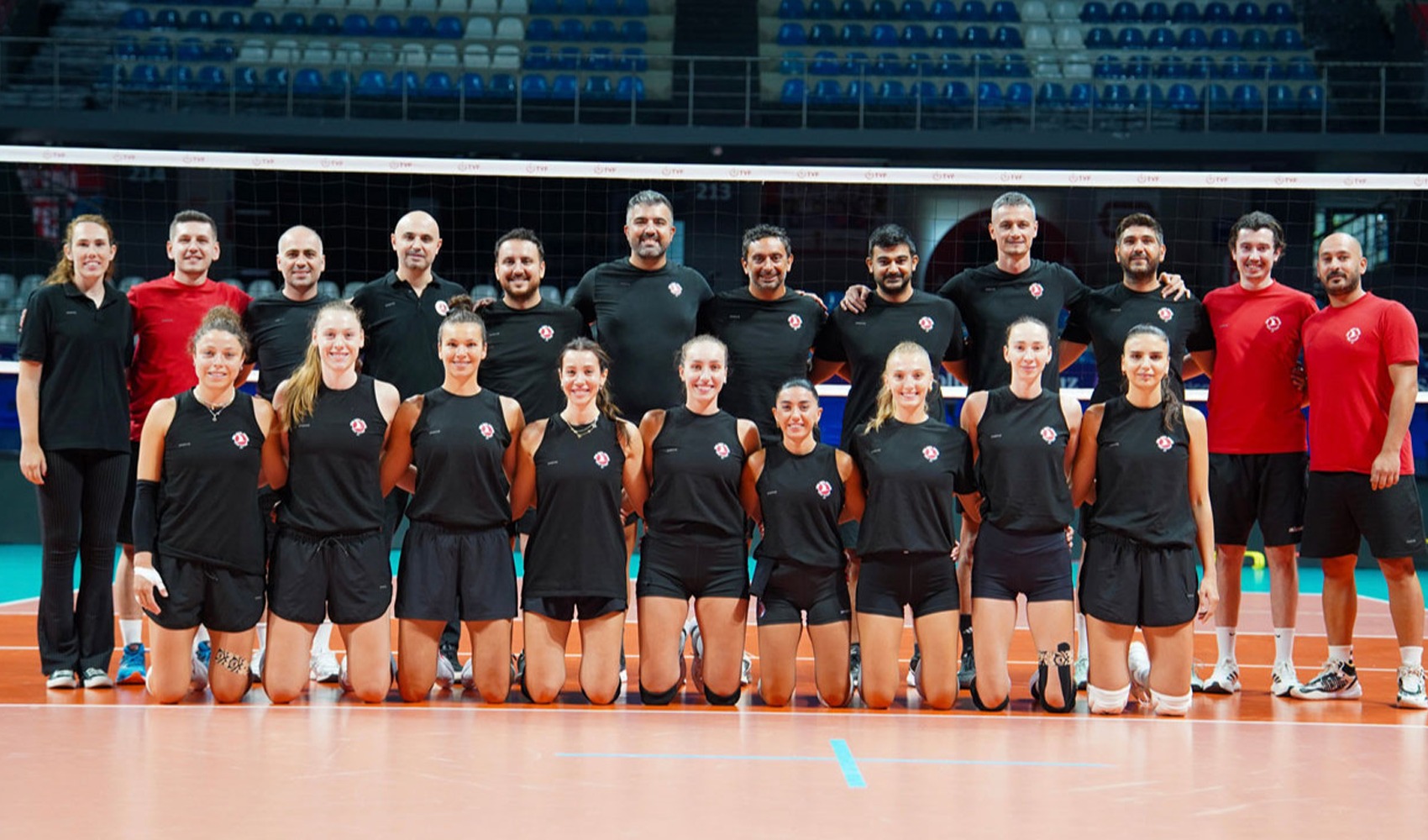 Obstáculo de visado para el equipo femenino de voleibol de THY: No pueden asistir al torneo