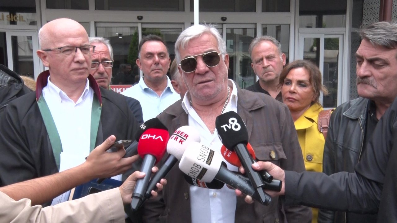 Levent İnanır’ın Beykoz Adliyesi önünde mikrofonlara konuştuğu an.