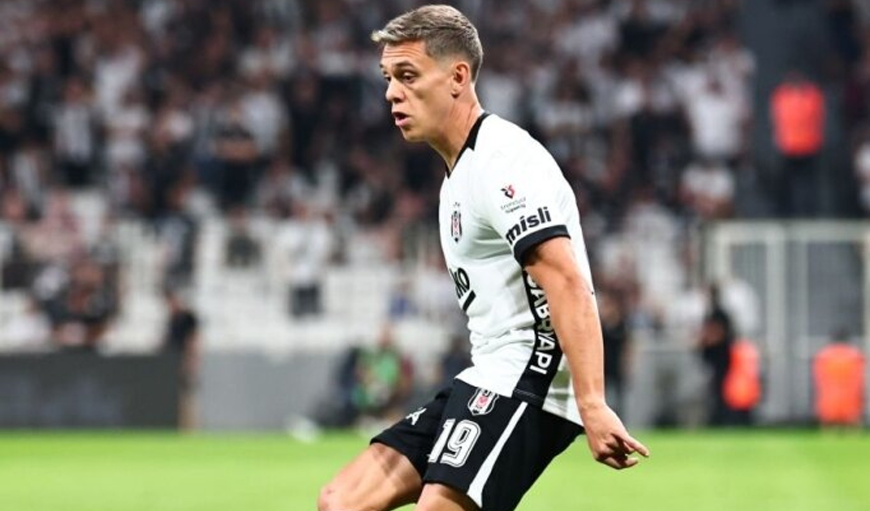 Beşiktaş'tan Trossard’ın sakatlığıyla ilgili açıklama
