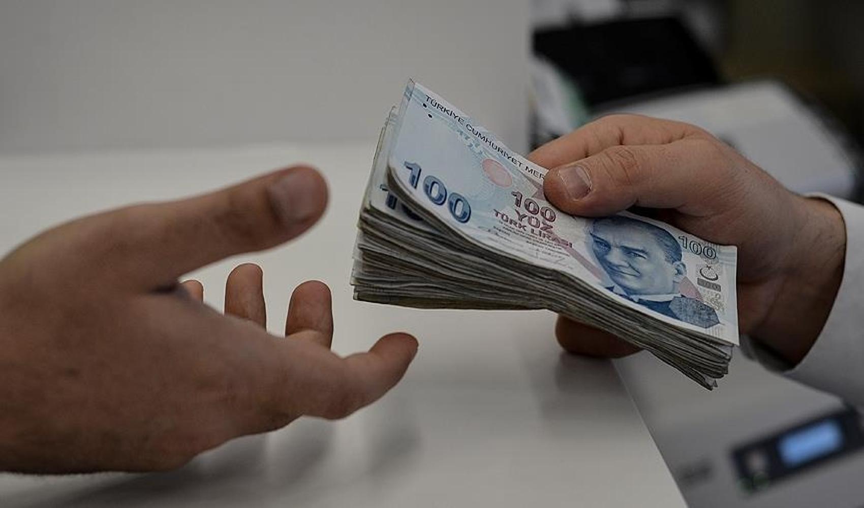 Emeklinin kurtuluş yolu ve yaşanılabilir aylık