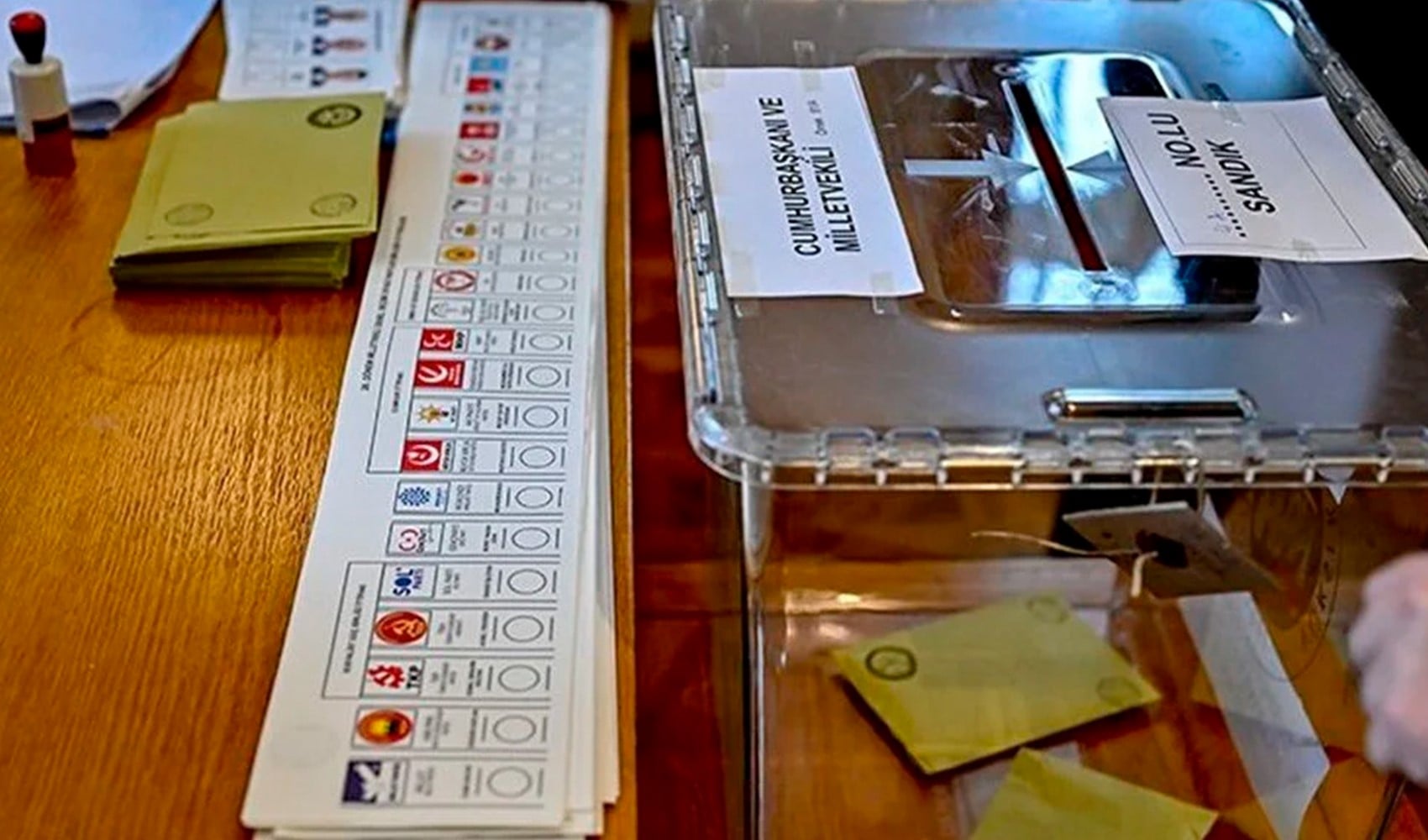 Son ankette AKP ile YENİ Parti arasındaki fark ortaya çıktı