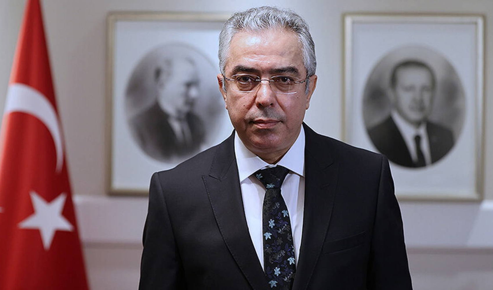 Mehmet Uçum'dan yeni anayasa ve 50+1 mesajı: 'Halka rağmen değiştirilemez'