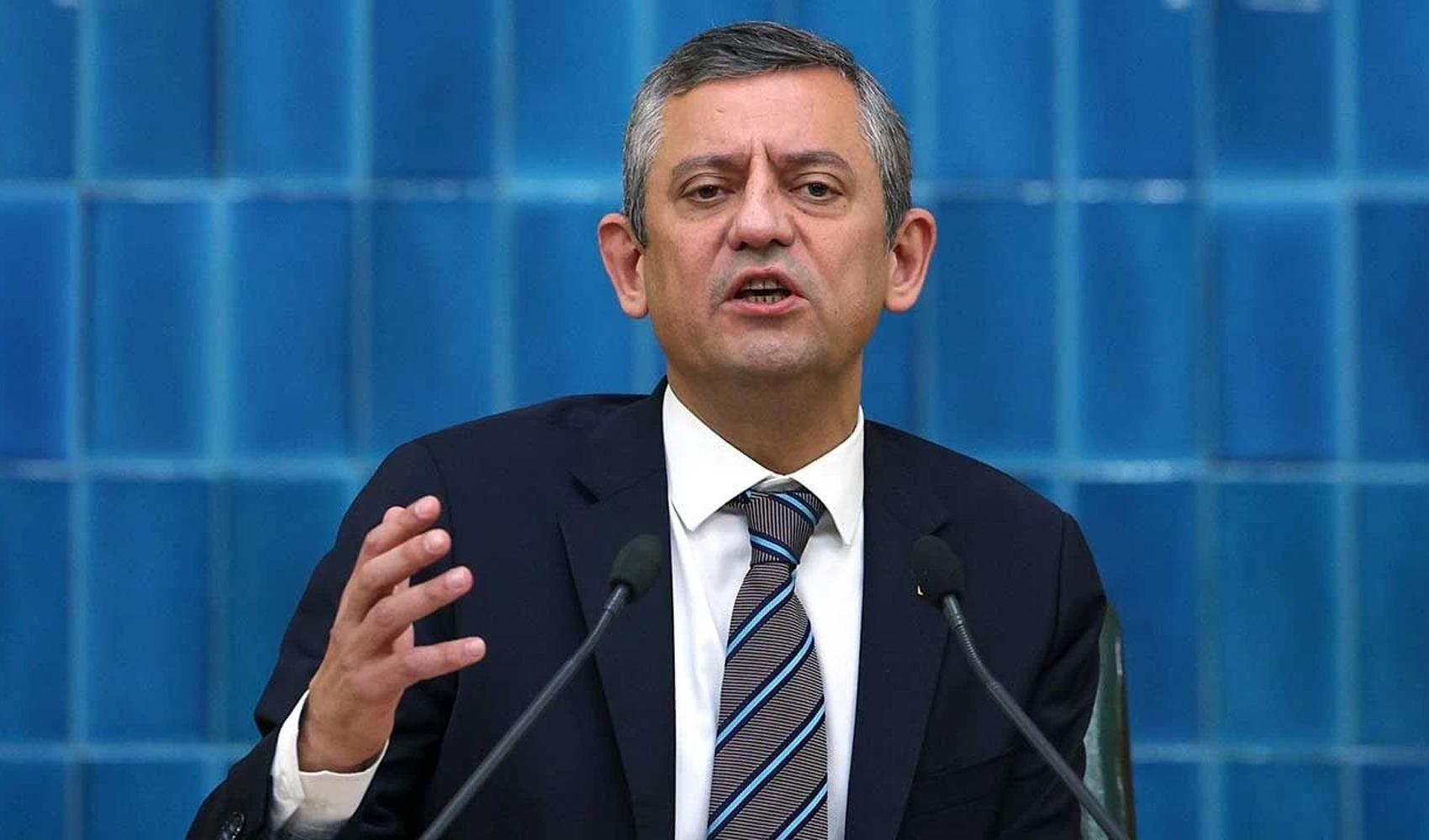 Özel’den yaralı öğrencilere geçmiş olsun telefonu