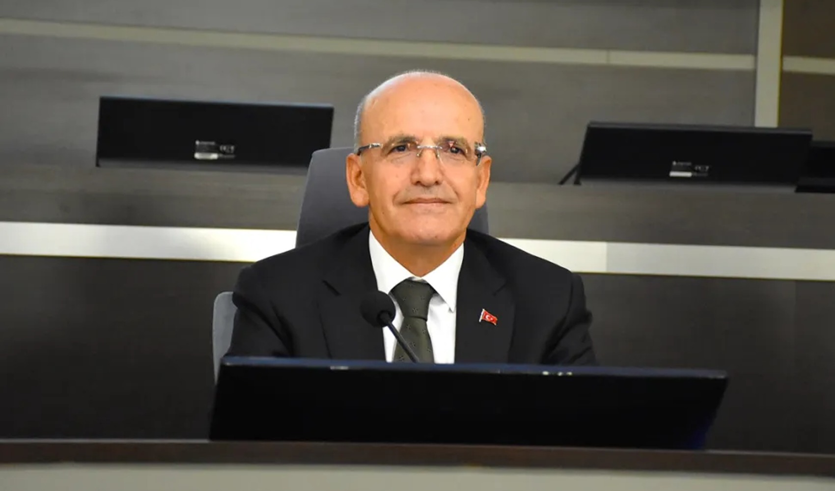 Fund crisis intensifies debate within AKP: Calls for resignation from Külünk and Kılıçarslan