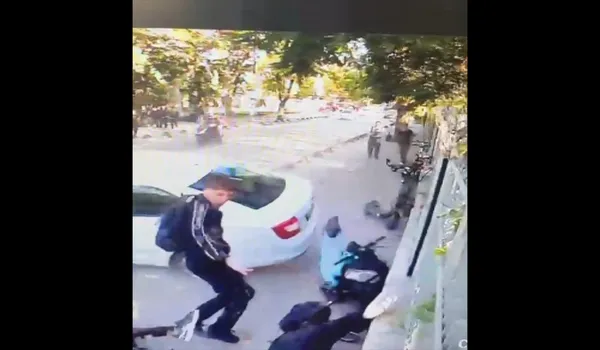 Security camera footage showing the car that mounted the sidewalk in Üsküdar.